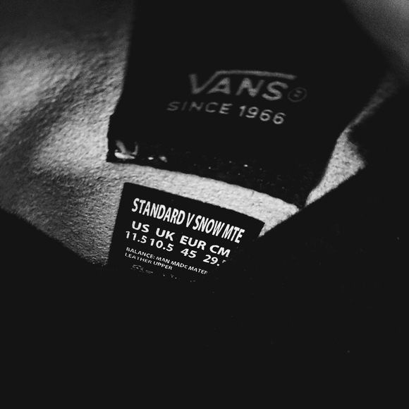 VANS NEW Standard V Snow MTE Boots - Picture 10 of 10